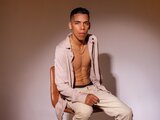 JadenBrooks shows